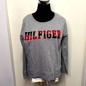 Tommy Hilfiger Spellout Minimalist Sweater Size Medium